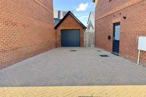 Photo 15- click for photo gallery